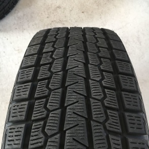 Yokohama G-075 Ice Guard